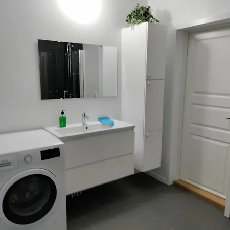 בית הארחה (adults Only)