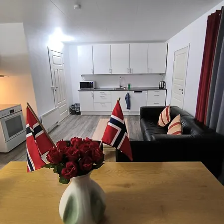 (adults Only) ترومسو